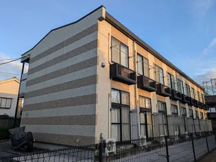 レオパレスPINE LIKE【2階】の外観