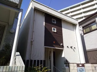 レオネクストラグランジュ戸山【2階】の外観