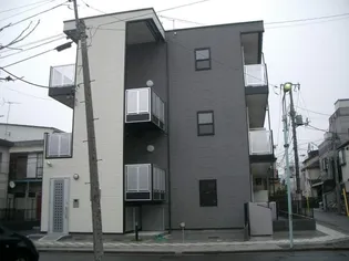 レオパレスシュペリュール【1階】の外観