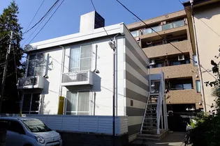 レオパレス四季【1階】の外観