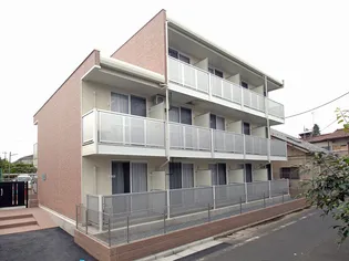 レオパレスプラムコート【1階】の外観