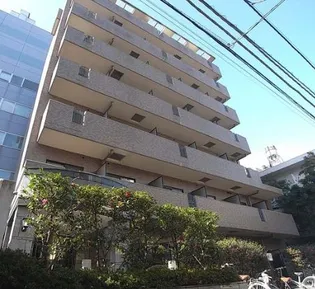 日神パレステージ新宿御苑【3階】の外観
