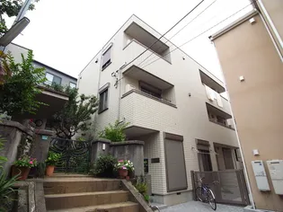 デルフィーノ【1階】の外観