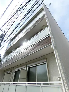 リブリ・三鷹ザ・テラス【1階】の外観