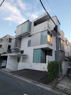 ルビア中野坂上【1階】の外観