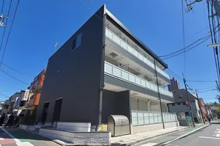 リブリ・三軒茶屋【1階】の外観