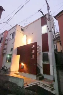 PROPS【1階】の外観