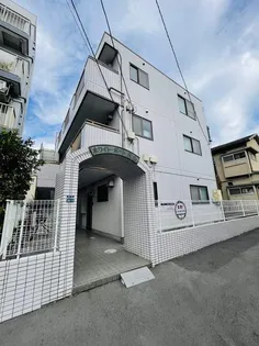 ホワイトポート大山【2階】の外観