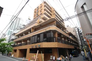 東京都新宿区新宿1丁目【マンション】の外観