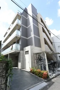 東京都新宿区西落合2丁目【マンション】の外観