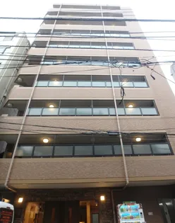 東京都新宿区新宿7丁目【マンション】の外観