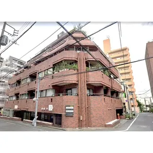 ロイヤルハイツ新宿御苑【3階】の外観