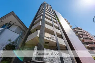 コンシェリア新宿御苑【12階】の外観