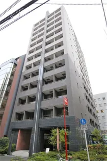 東京都新宿区新宿1丁目【マンション】の外観