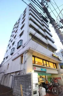 ユーコート上馬【5階】の外観