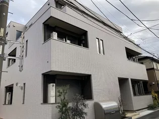 メゾン・ド・プティ【2階】の外観