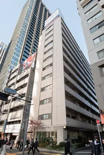 東京都新宿区西新宿8丁目【マンション】の外観