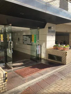 グローイン新宿御苑【5階】の外観