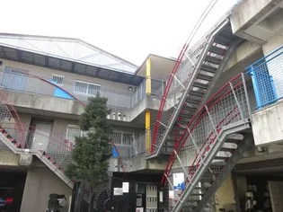 ロザ・ルゴーザ【1階】の外観