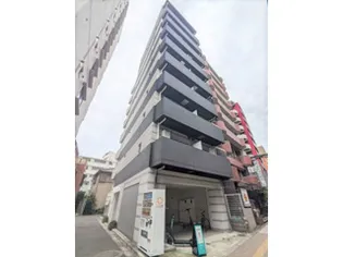 レスティア三軒茶屋【5階】の外観