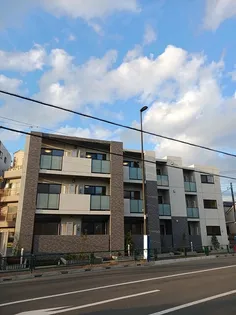 ドゥー アヴェニールの画像