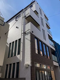 パーク西池【4階】の外観