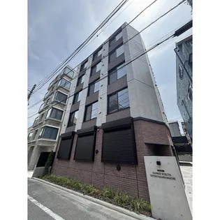 グローリオシェルト四谷坂町【1階】の外観