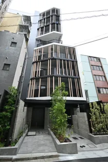 東京都新宿区信濃町【マンション】の外観