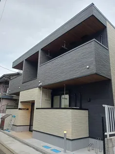 マーベラスコートⅥ番館【1階】の外観