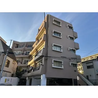 東京都新宿区北新宿2丁目【マンション】の外観