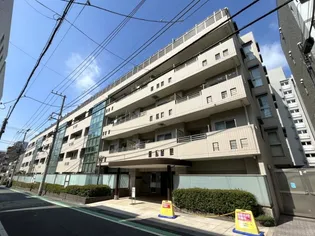 東京都新宿区大久保3丁目【マンション】の外観