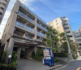 プレール三田【2階】の外観