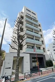 コンフォリア南青山【3階】の外観