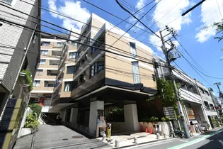 東京都港区赤坂7丁目【マンション】の外観