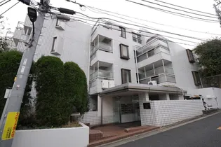 東京都港区南青山4丁目【マンション】の外観