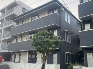 ディーグラシューズ【3階】の外観