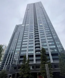 東京都江東区豊洲3丁目【マンション】の外観