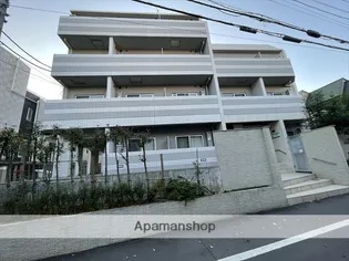 アイル新宿【3階】の外観