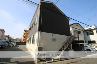 レジナス西新宿【1階】の外観