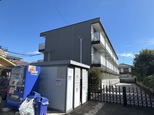 レオパレスリリー【3階】の外観