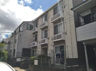 レオパレスウエスト【3階】の外観