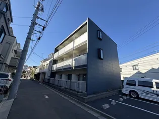 レオパレスエントピア【3階】の外観