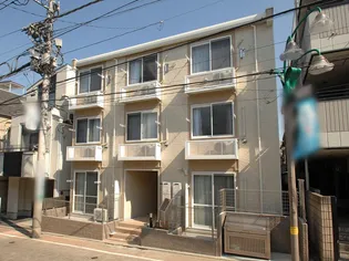 レオパレスウエストの画像