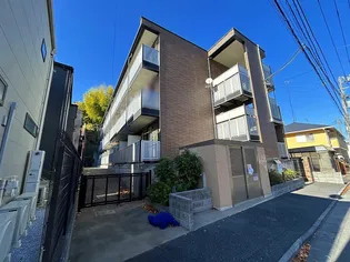 レオパレスア ボンド【1階】の外観