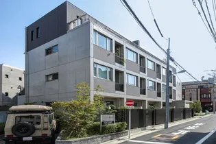 ラ・プレス神宮前【1階】の外観