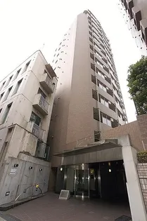 ステージファースト三軒茶屋【2階】の外観