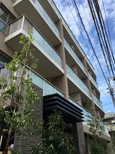 ザ・パークハビオ三軒茶屋テラス【1階】の外観