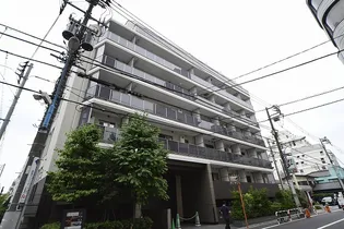ザ・パークハビオ新宿【4階】の外観