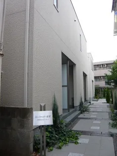 コンフォルト若宮【2階】の外観