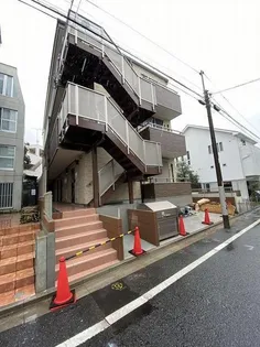 URBAN NESTの画像